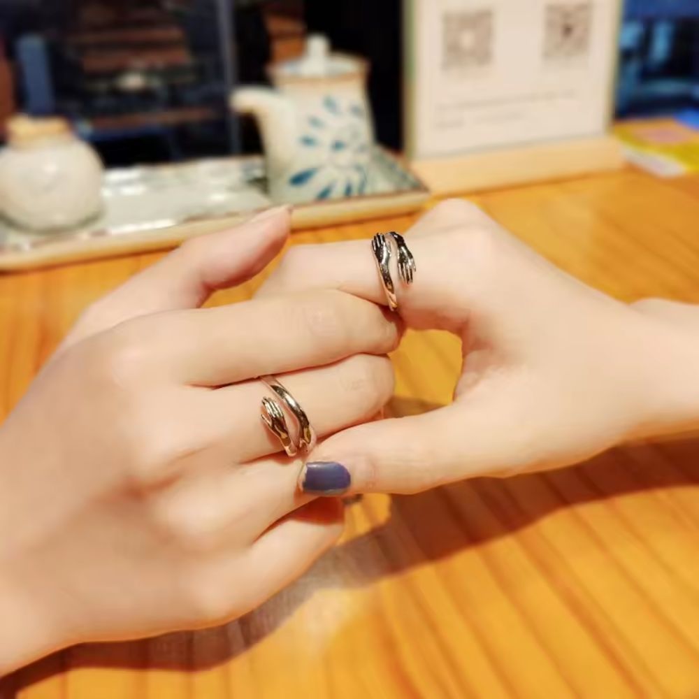 Hug Ring (Adjustable) I Limited Edition