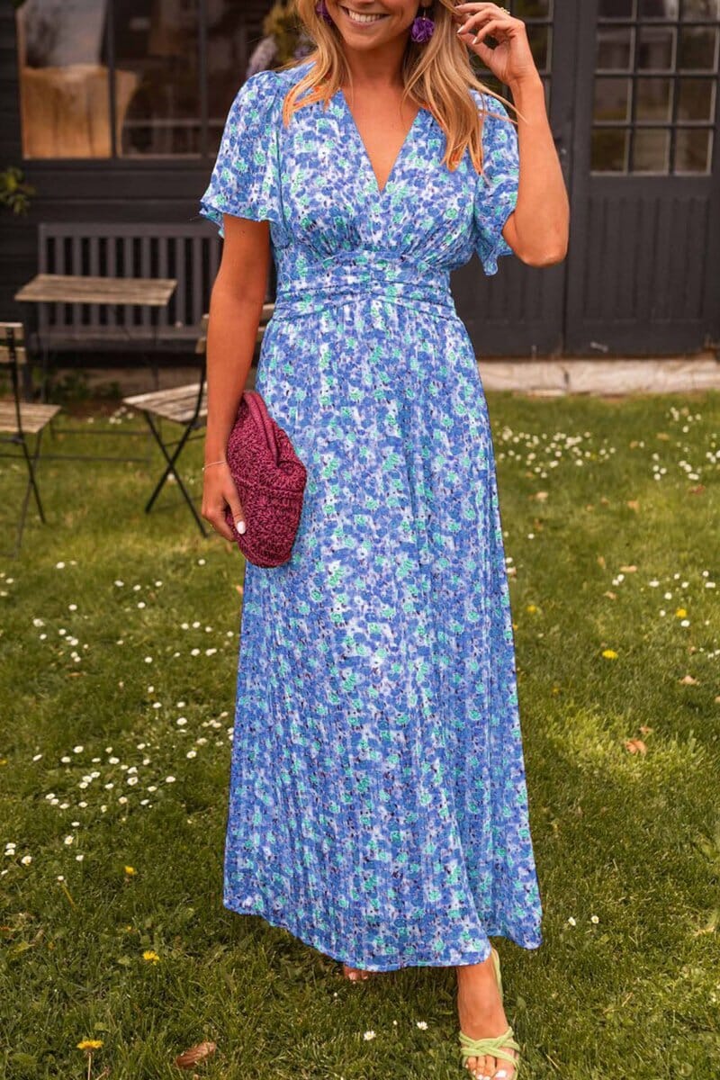 Amelia | Elegant Long Dress with V-Neck