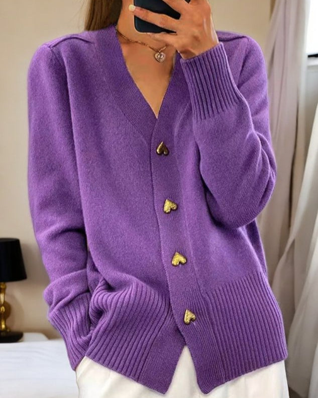 Elegant Diede Cardigan with Heart‑Shaped Buttons for Stylish Women