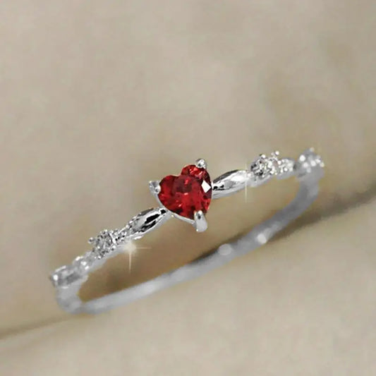 Coralyn Amoura Ring | White Gold 14k
