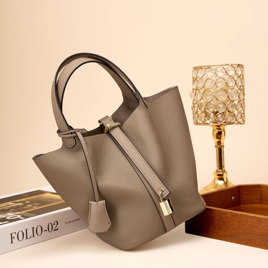 LEATHER BUCKET HANDBAG