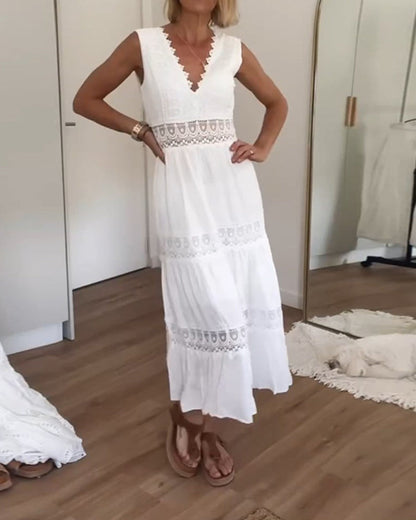 Matilde™ | Lace Dress with V-Neck (Almost Sold Out)