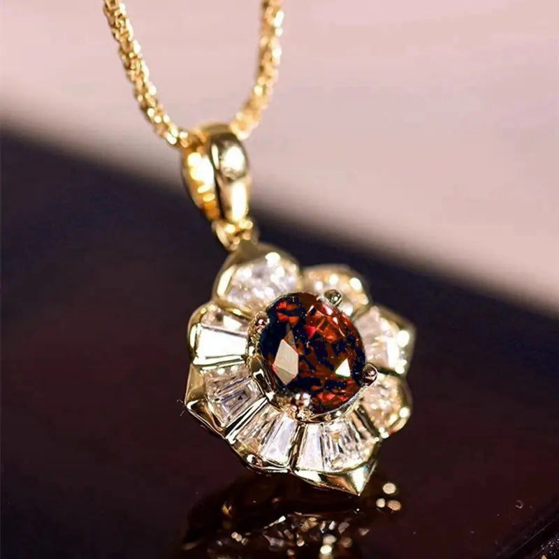 Kavella Solcrimson Necklace | Gold 18k