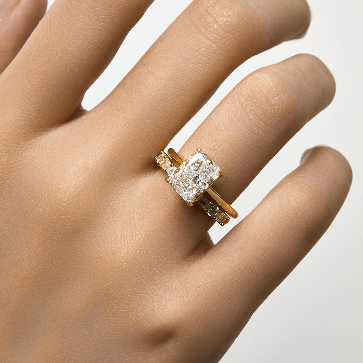 Artemis Ring