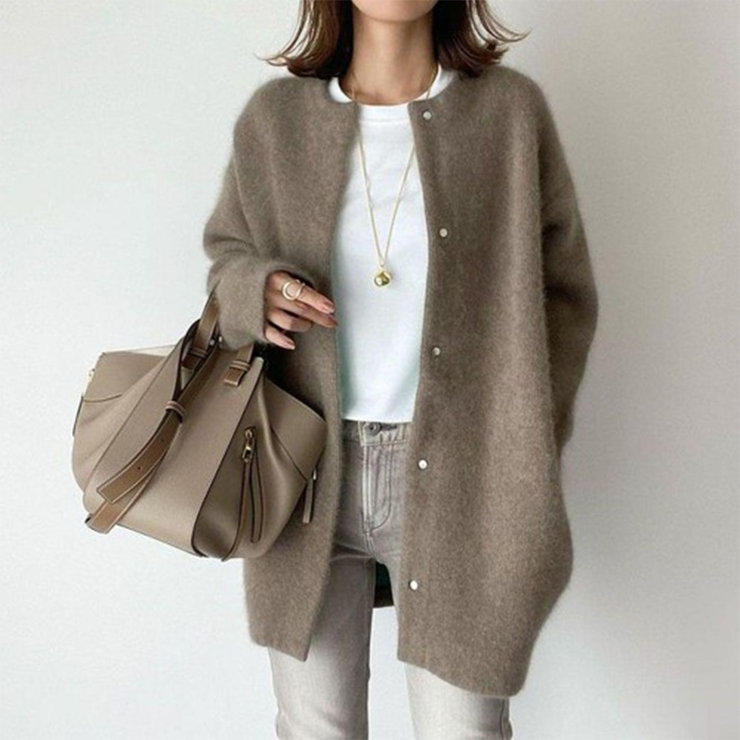 Amandine Refined Layering Cardigan – Elegant Versatile Knit for All Seasons