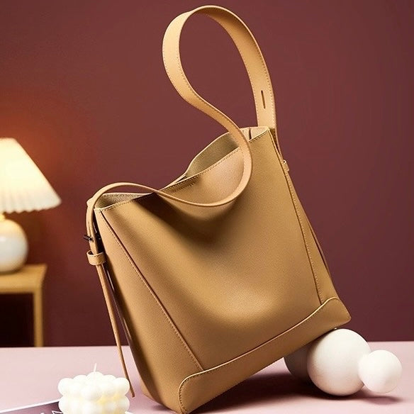 Genuine Leather Oversized Bucket Bag – Crossbody & Shoulder Style