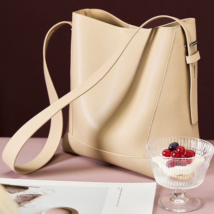 Genuine Leather Oversized Bucket Bag – Crossbody & Shoulder Style