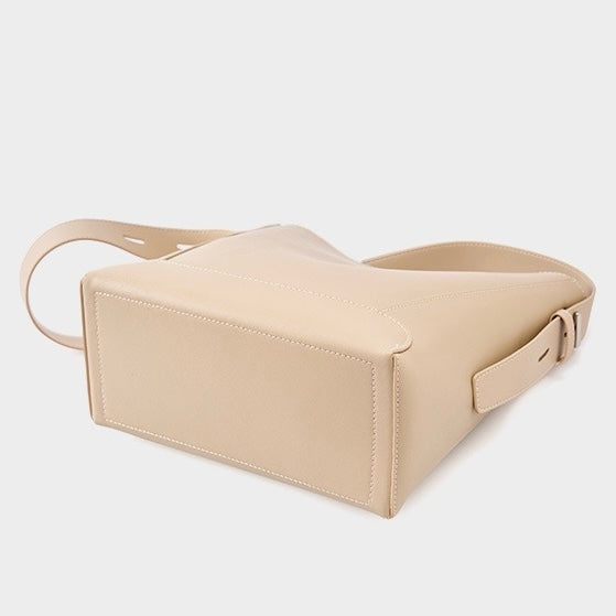 Genuine Leather Oversized Bucket Bag – Crossbody & Shoulder Style