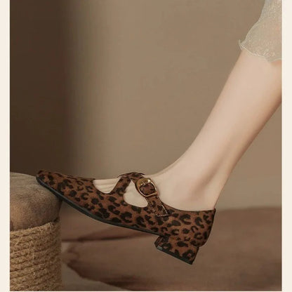 Low Heel Design Buckle Loafers