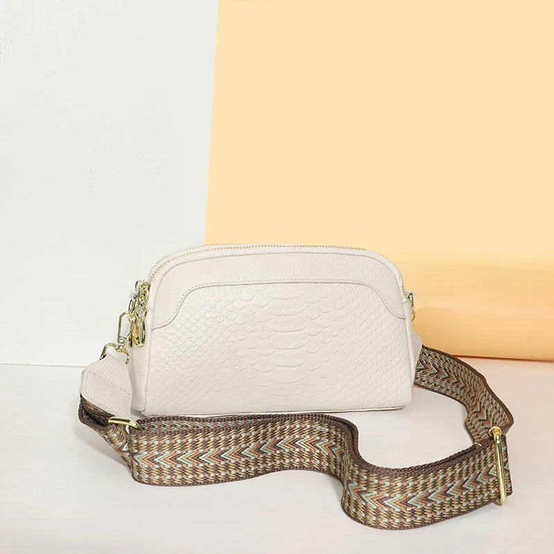 Amara Refined Leather Shoulder Bag – Elegant Adjustable Premium Leather Carryall