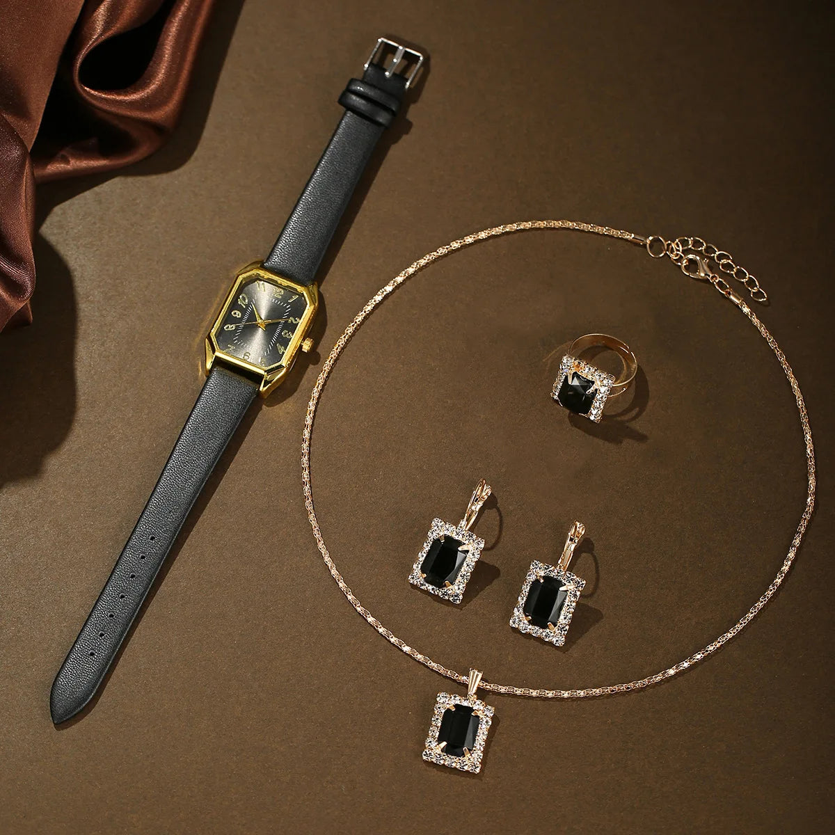 Classic quartz wristwatch I Limited Edition