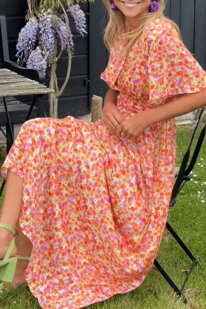 Amelia | Elegant Long Dress with V-Neck